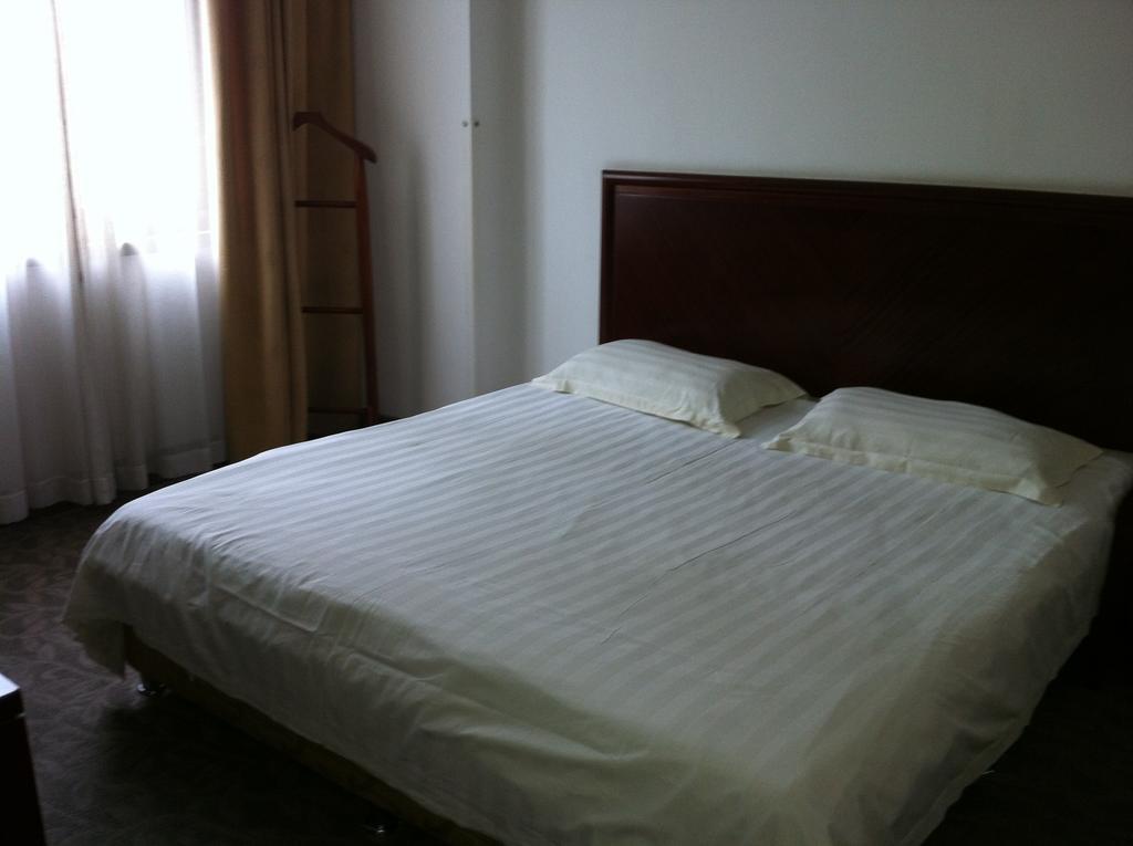 Greentree Inn Shanghai Chongming Bao Town Express Hotel Room photo